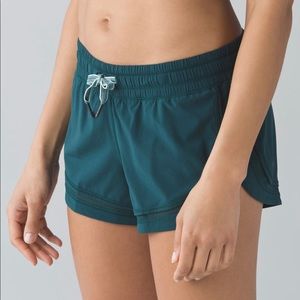 Lululemon Make a Move Shorts Size 4